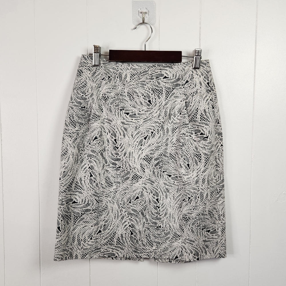 Club Monaco White Black Floral Pencil Skirt High Waisted Rise Office Work Cotton